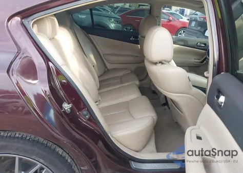 2014 Nissan Maxima 3.5 S/3.5 Sv z USA, uszkodzony, nr VIN 1N4AA5AP8EC474624